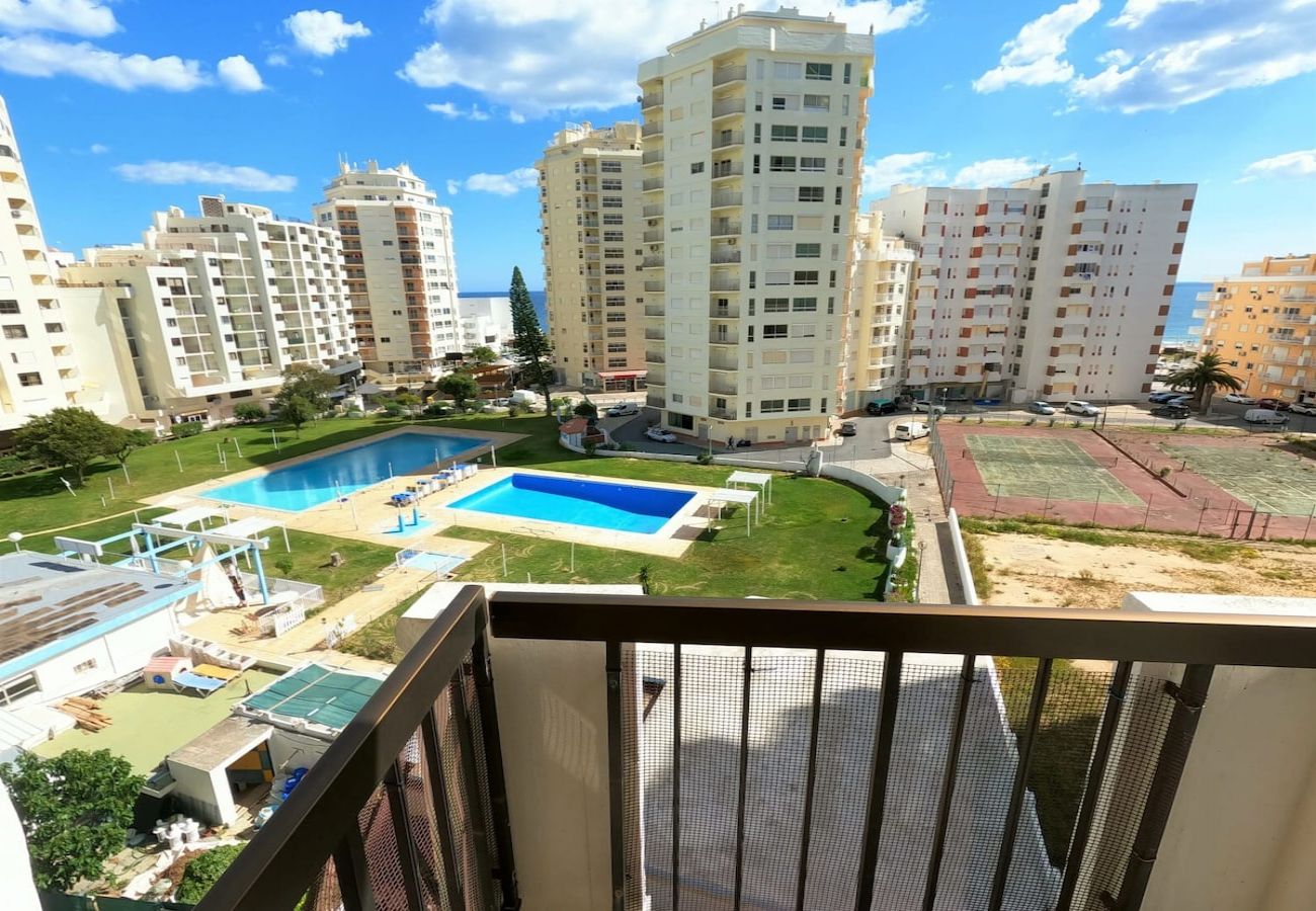 Apartamento em Armação de Pêra - Algarve, Apartamento T1 c/ varanda e vista mar, Armação de Pêra