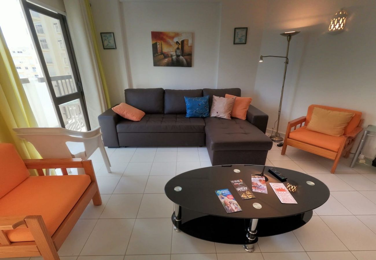 Apartamento em Armação de Pêra - Algarve, Apartamento T1 c/ varanda e vista mar, Armação de Pêra