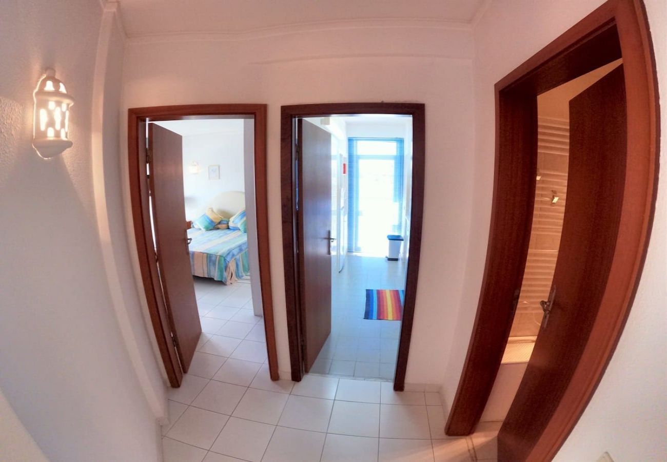 Apartamento em Armação de Pêra - Algarve, Apartamento T1 c/ varanda e vista mar, Armação de Pêra