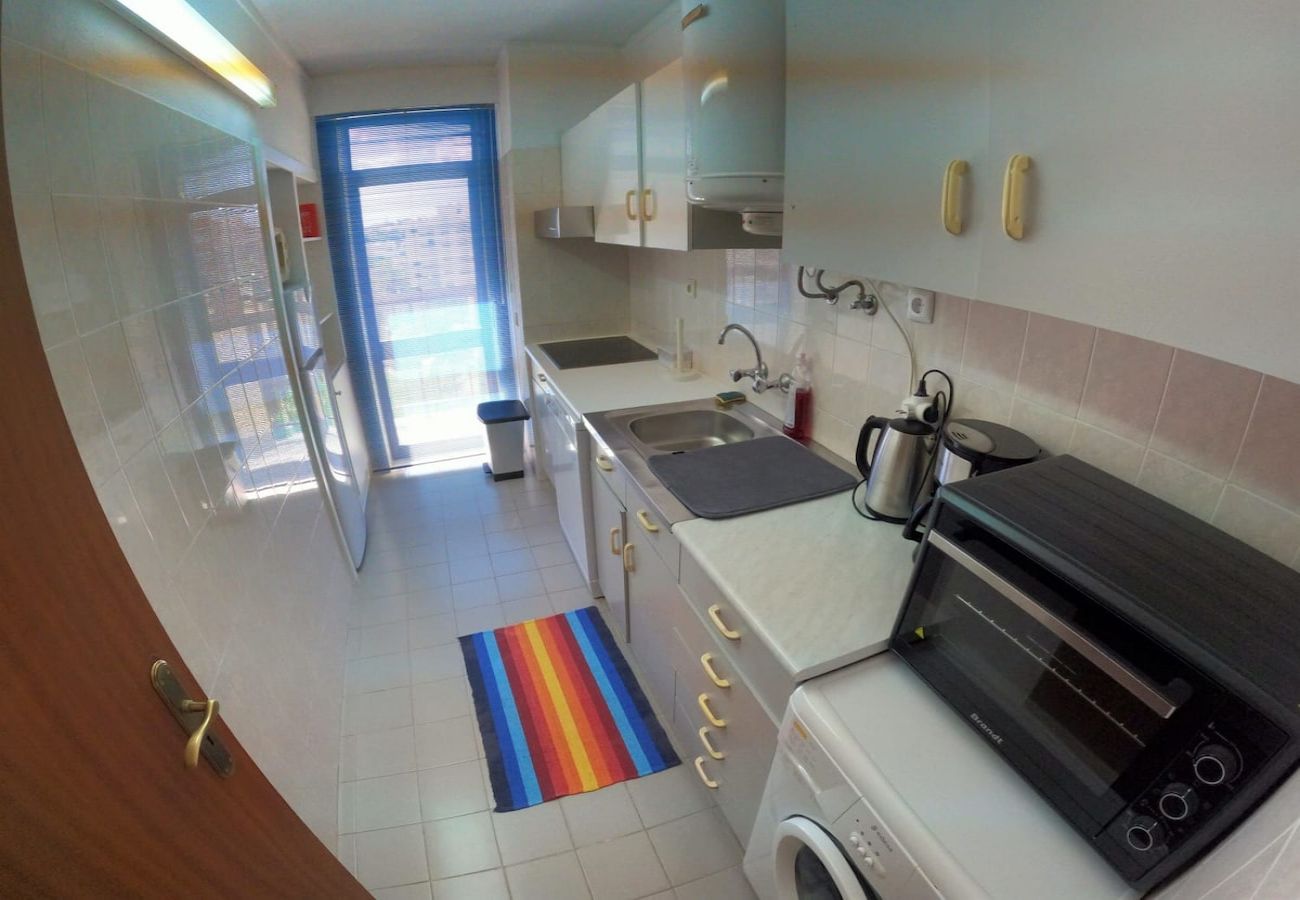 Apartamento em Armação de Pêra - Algarve, Apartamento T1 c/ varanda e vista mar, Armação de Pêra