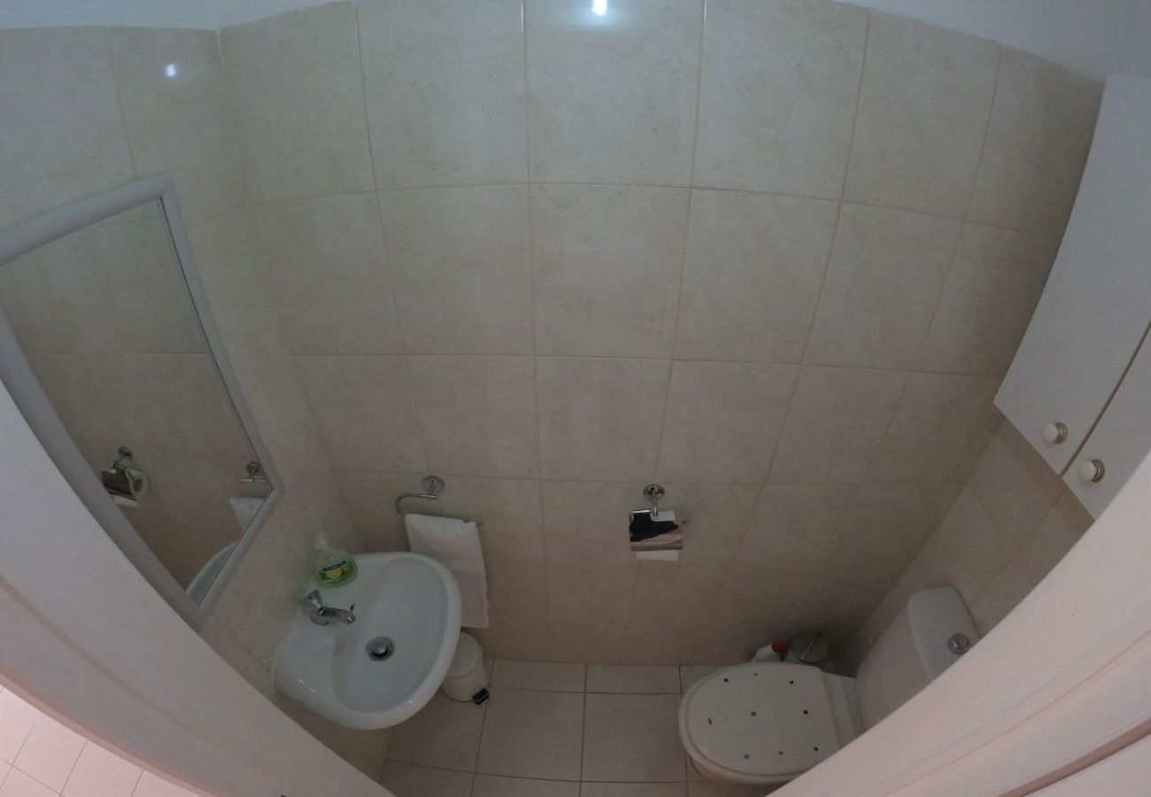 Apartamento em Armação de Pêra - Algarve, Apartamento T1 c/ varanda e vista mar, Armação de Pêra