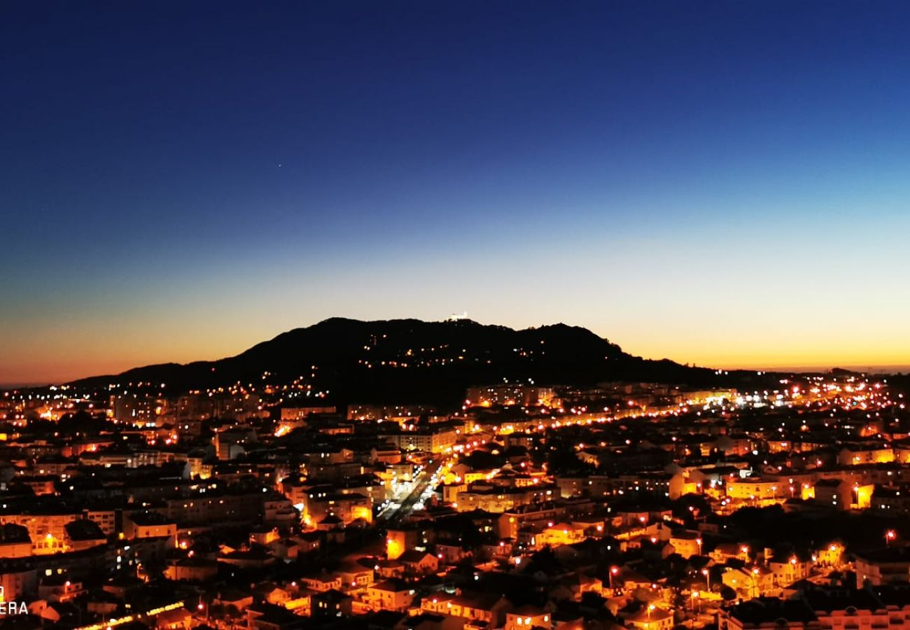 Apartamento em Algueirão - Sintra, T3 duplex com terraço e vistas maravilhosas, Tapada das Mercês, Sintra