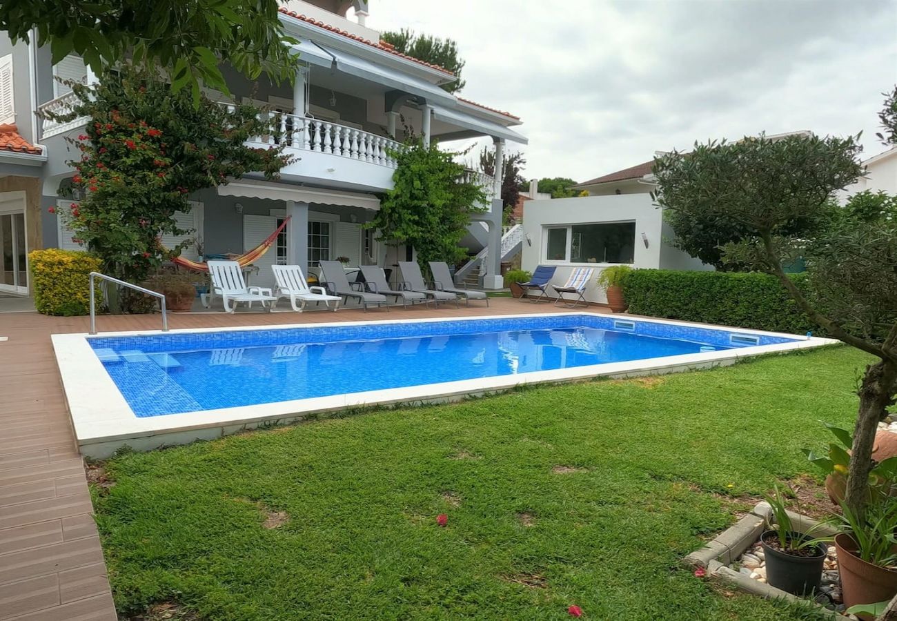 Apartamento em Corroios - Marisol, maravilhoso T4 duplex c/ piscina e jardim, Caparica, Almada, Lisboa