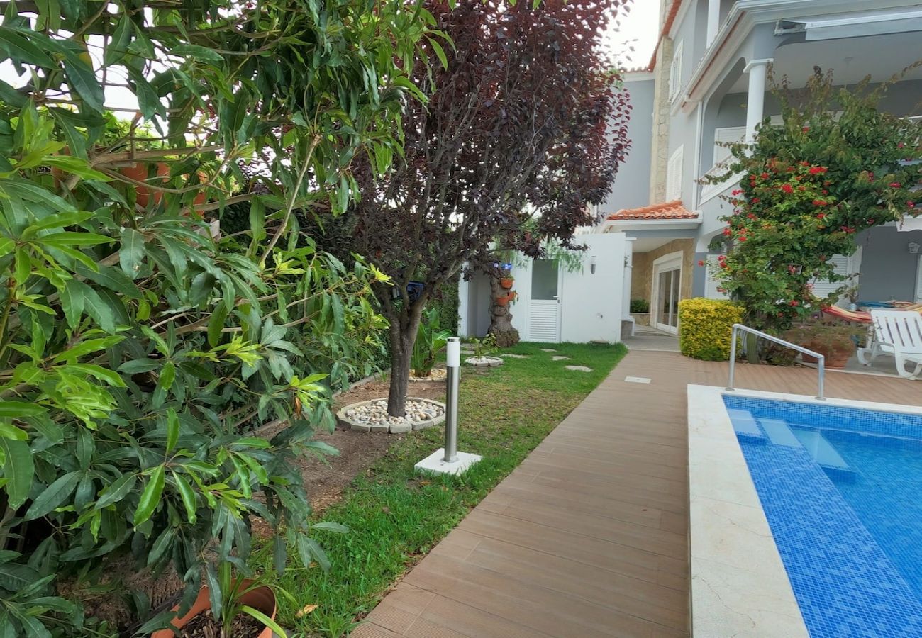 Apartamento em Corroios - Marisol, maravilhoso T4 duplex c/ piscina e jardim, Caparica, Almada, Lisboa