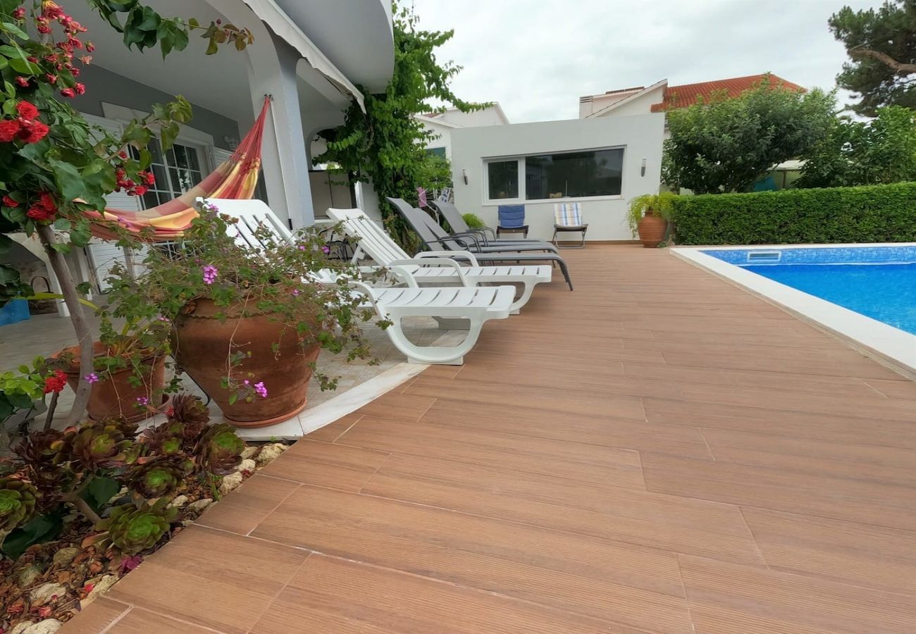 Apartamento em Corroios - Marisol, maravilhoso T4 duplex c/ piscina e jardim, Caparica, Almada, Lisboa