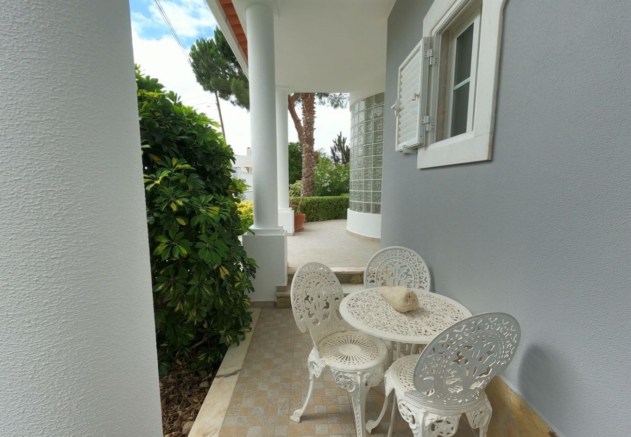 Apartamento em Corroios - Marisol, maravilhoso T4 duplex c/ piscina e jardim, Caparica, Almada, Lisboa