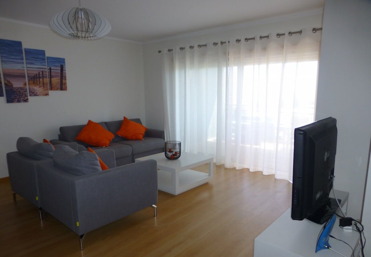 Apartamento em Olhão - Algarve, apartamento T2 c/ piscina e varanda, Olhão