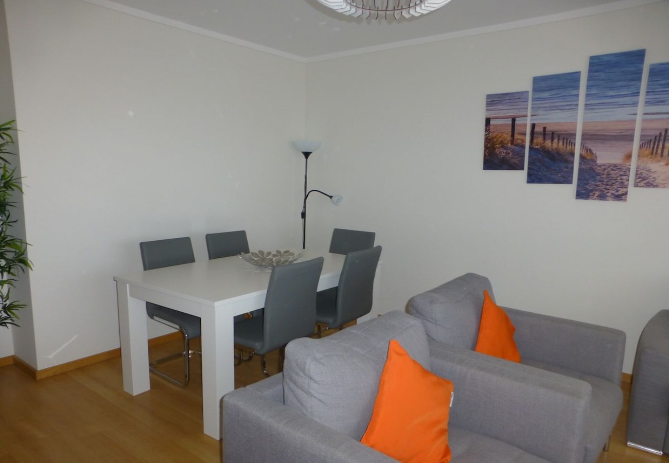 Apartamento em Olhão - Algarve, apartamento T2 c/ piscina e varanda, Olhão