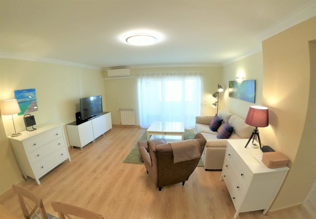 Apartamento em Carnaxide - Carnaxide, apartamento T1 moderno c/ varanda em Carnaxide, Oeiras, Lisboa
