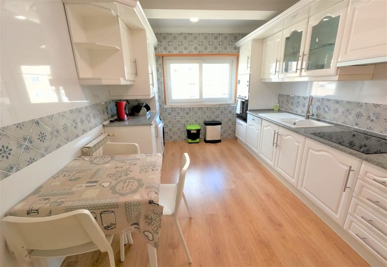 Apartamento em Carnaxide - Carnaxide, apartamento T1 moderno c/ varanda em Carnaxide, Oeiras, Lisboa