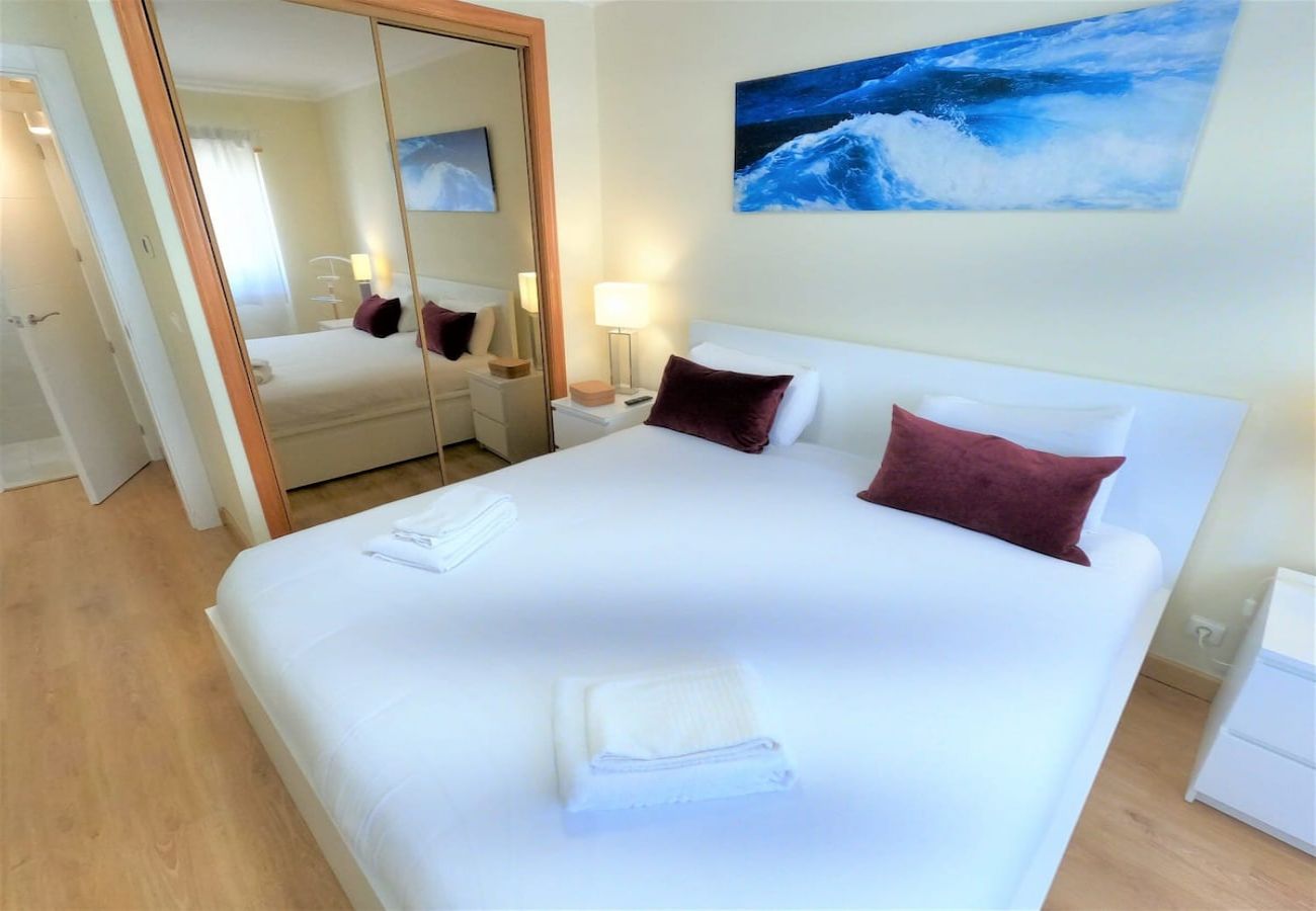 Apartamento em Carnaxide - Carnaxide, apartamento T1 moderno c/ varanda em Carnaxide, Oeiras, Lisboa