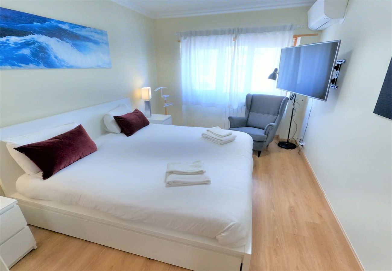 Apartamento em Carnaxide - Carnaxide, apartamento T1 moderno c/ varanda em Carnaxide, Oeiras, Lisboa