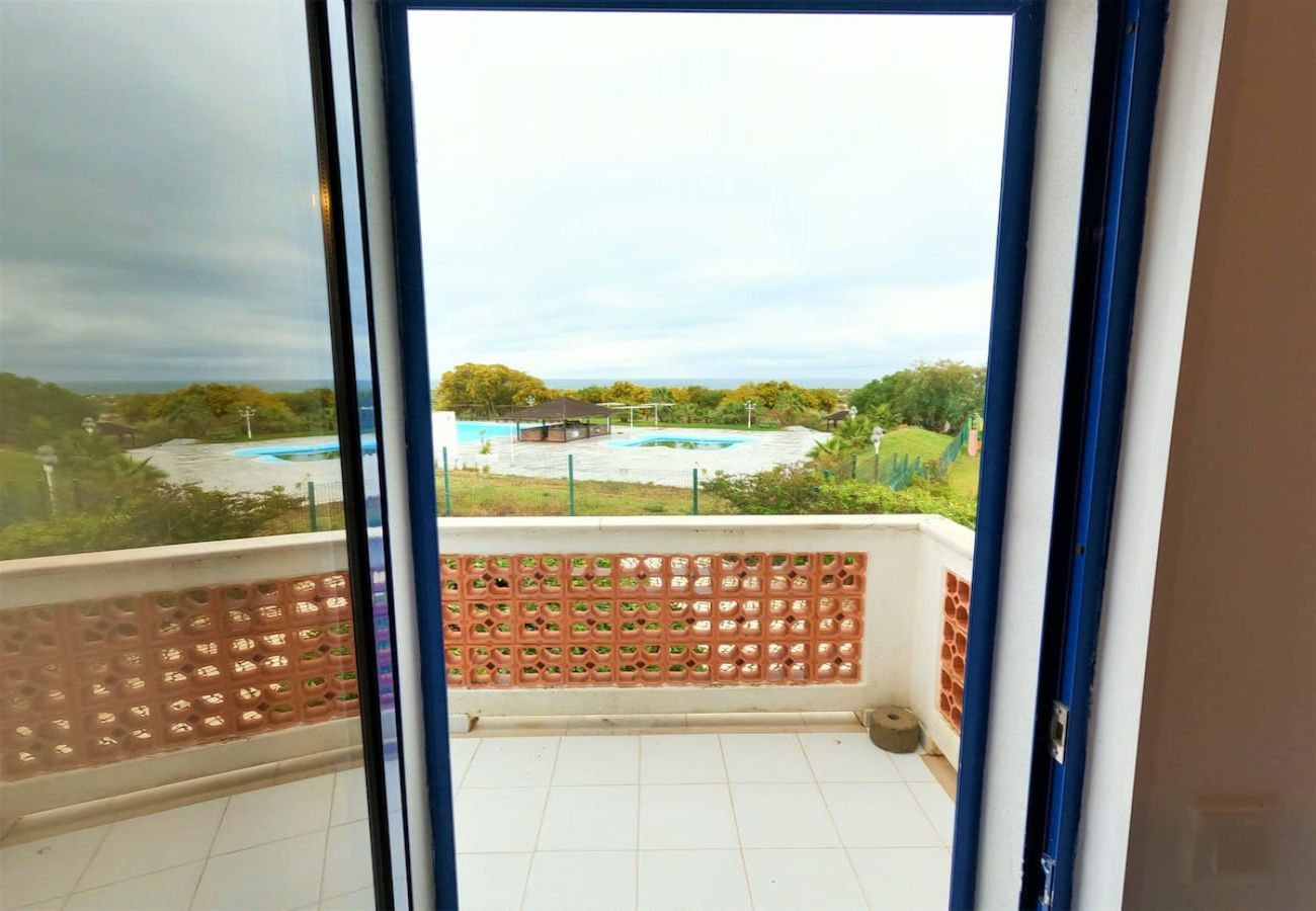 Apartamento em Vila Nova de Cacela - Algarve, apartamento T2 c/ varanda e vista mar, junto da praia, Manta Rota