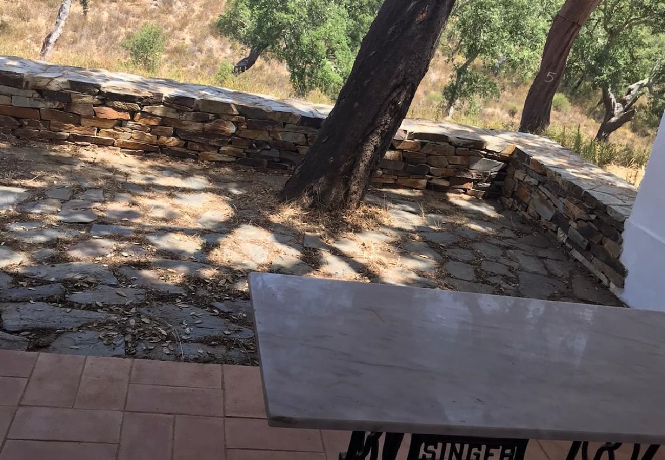 Estúdio em Boavista dos Pinheiros - Alentejo, Suite c/ Kitchenette em Monte típico, Odemira