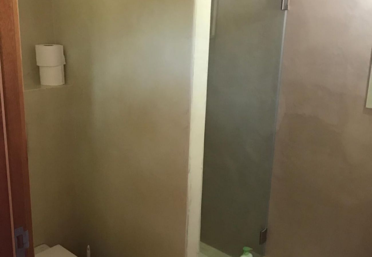 Estúdio em Boavista dos Pinheiros - Alentejo, Suite c/ Kitchenette em Monte típico, Odemira