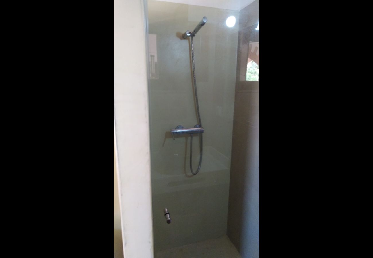 Estúdio em Boavista dos Pinheiros - Alentejo, Suite c/ Kitchenette em Monte típico, Odemira