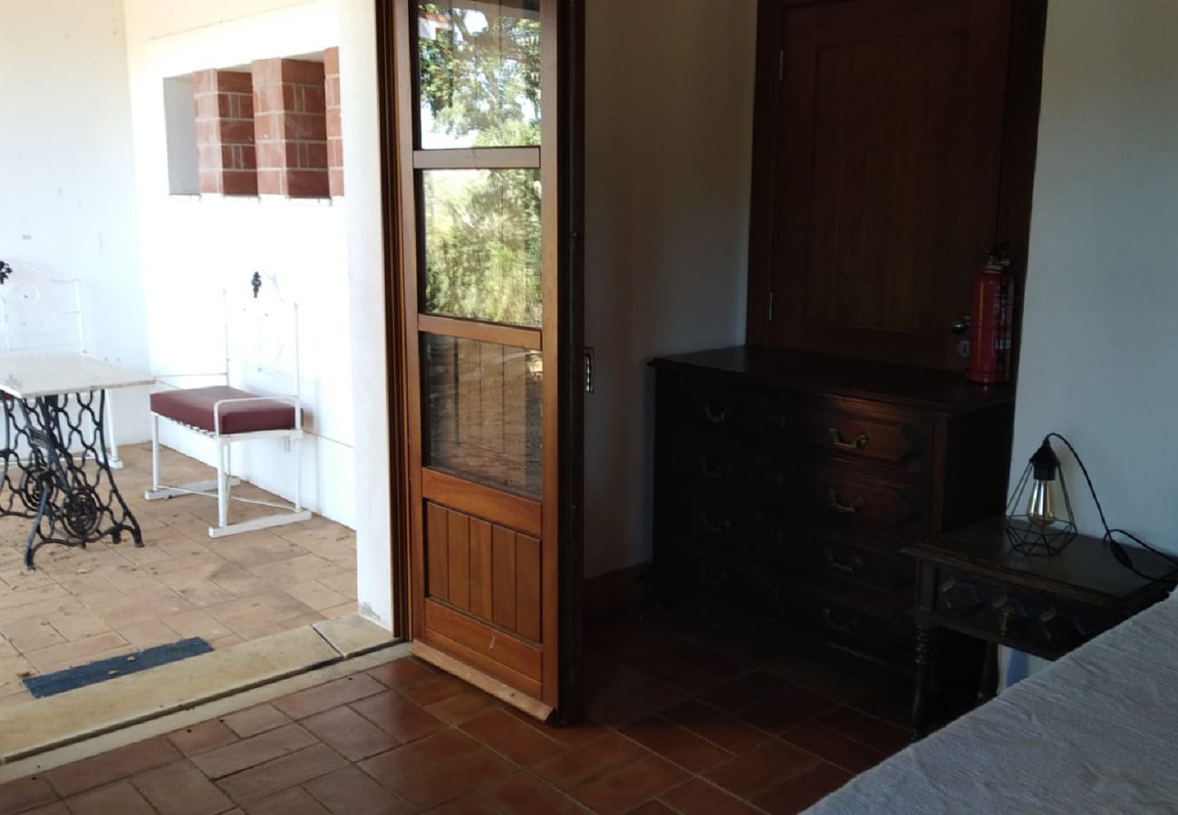 Estúdio em Boavista dos Pinheiros - Alentejo, Suite c/ Kitchenette em Monte típico, Odemira