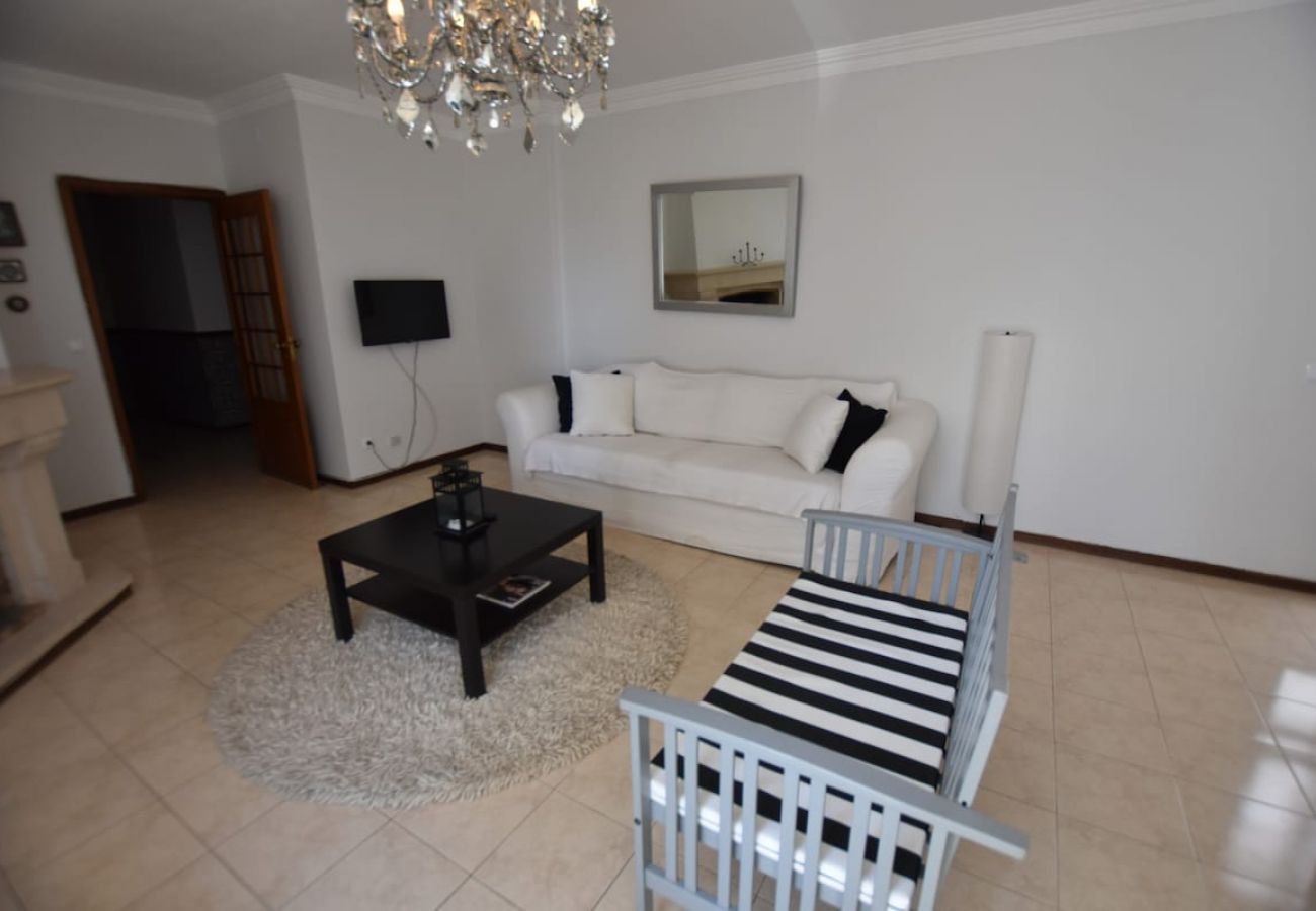 Apartamento em Cascais - Cascais, excelente apartamento de 2 quartos no centro de Cascais