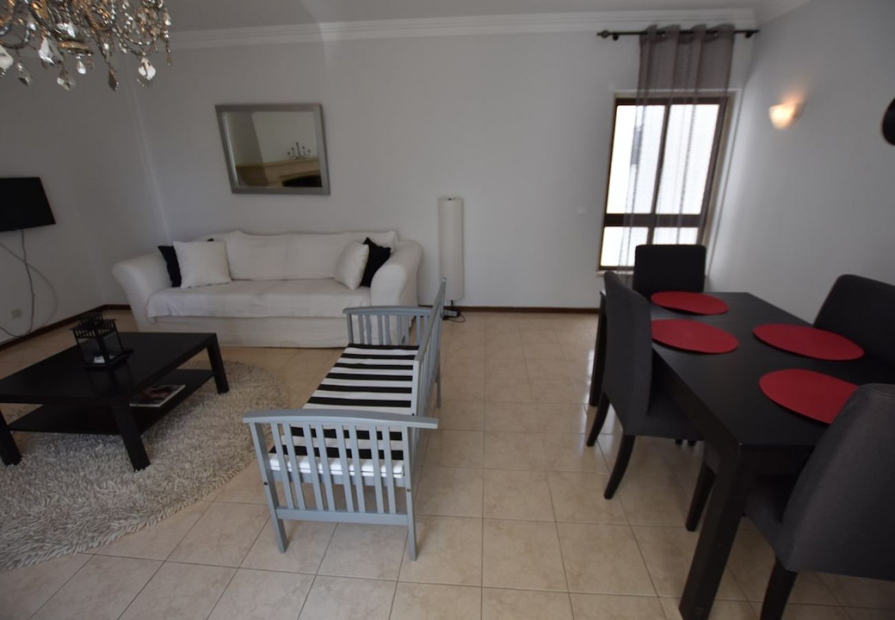 Apartamento em Cascais - Cascais, excelente apartamento de 2 quartos no centro de Cascais