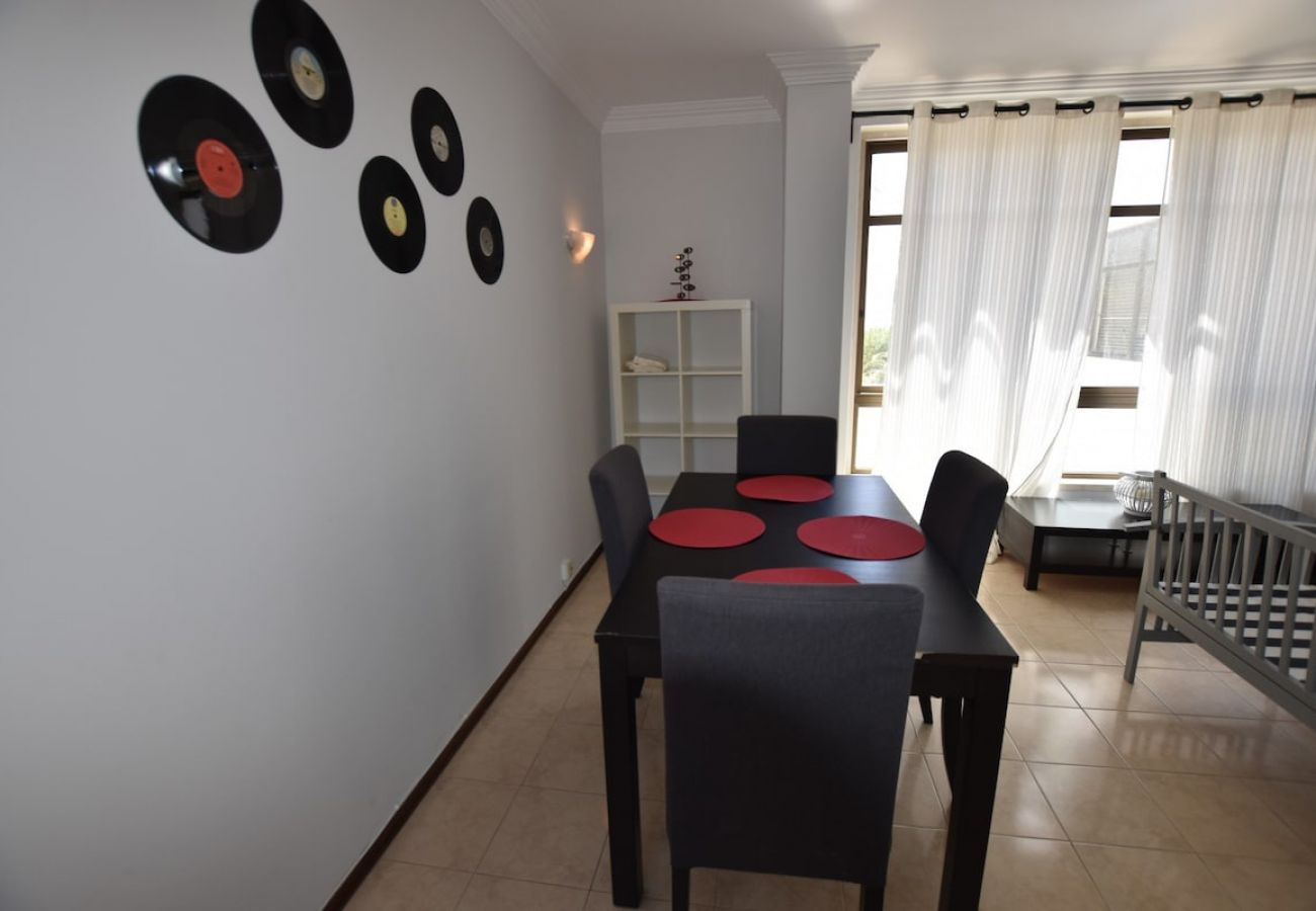 Apartamento em Cascais - Cascais, excelente apartamento de 2 quartos no centro de Cascais