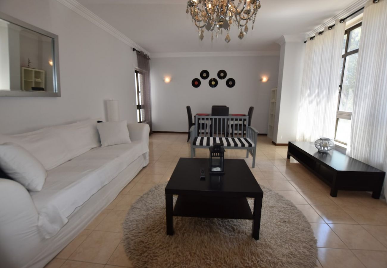 Apartamento em Cascais - Cascais, excelente apartamento de 2 quartos no centro de Cascais