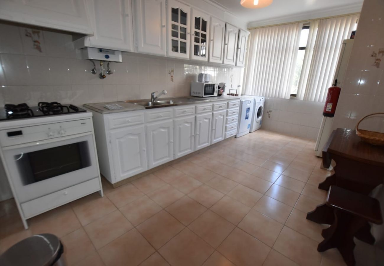 Apartamento em Cascais - Cascais, excelente apartamento de 2 quartos no centro de Cascais