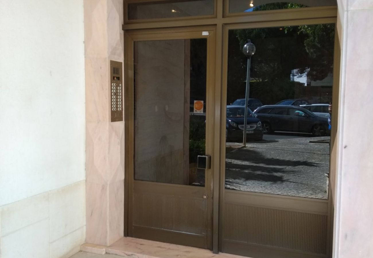 Apartamento em Cascais - Cascais, excelente apartamento de 2 quartos no centro de Cascais