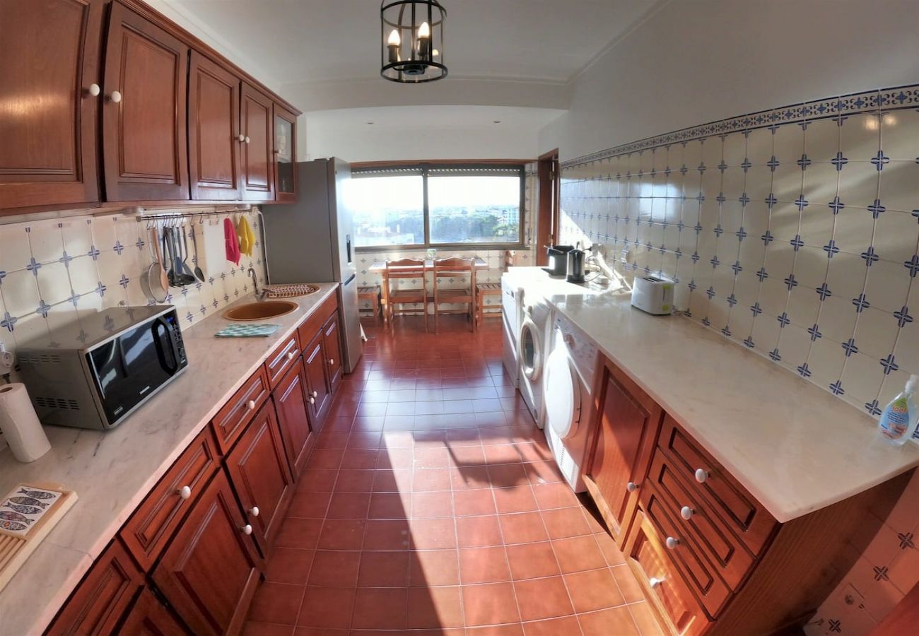 Apartamento em Linda a Velha - Lisboa, apartamento T2 em condominio, Linda-a-Velha, Oeiras, Lisboa