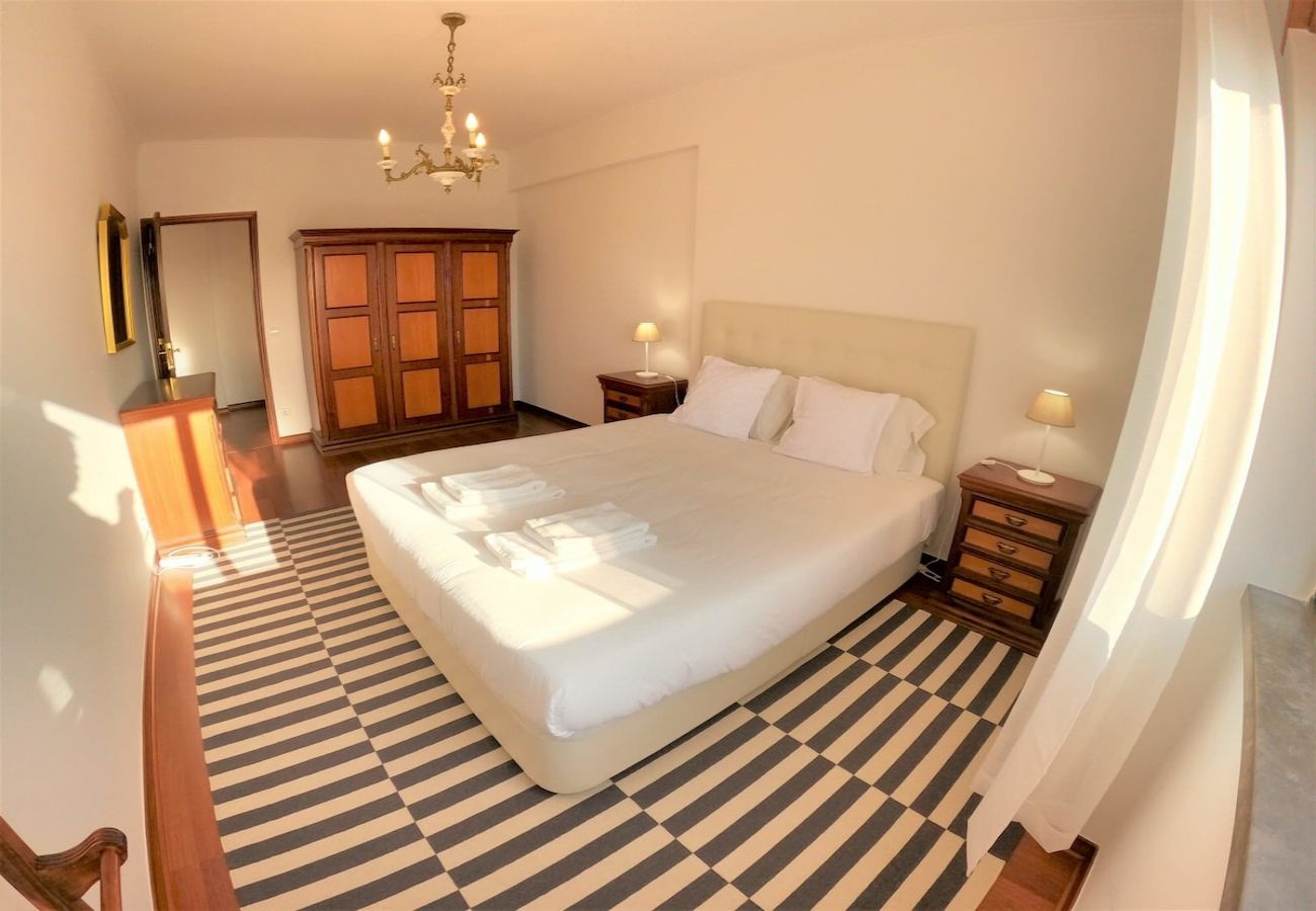 Apartamento em Linda a Velha - Lisboa, apartamento T2 em condominio, Linda-a-Velha, Oeiras, Lisboa
