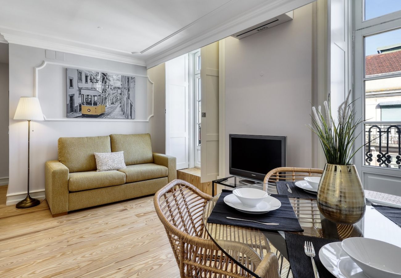 Apartamento em Lisboa - Lisboa, lindo apartamento de 2 quartos com boas vistas na Rua Augusta, Lisboa