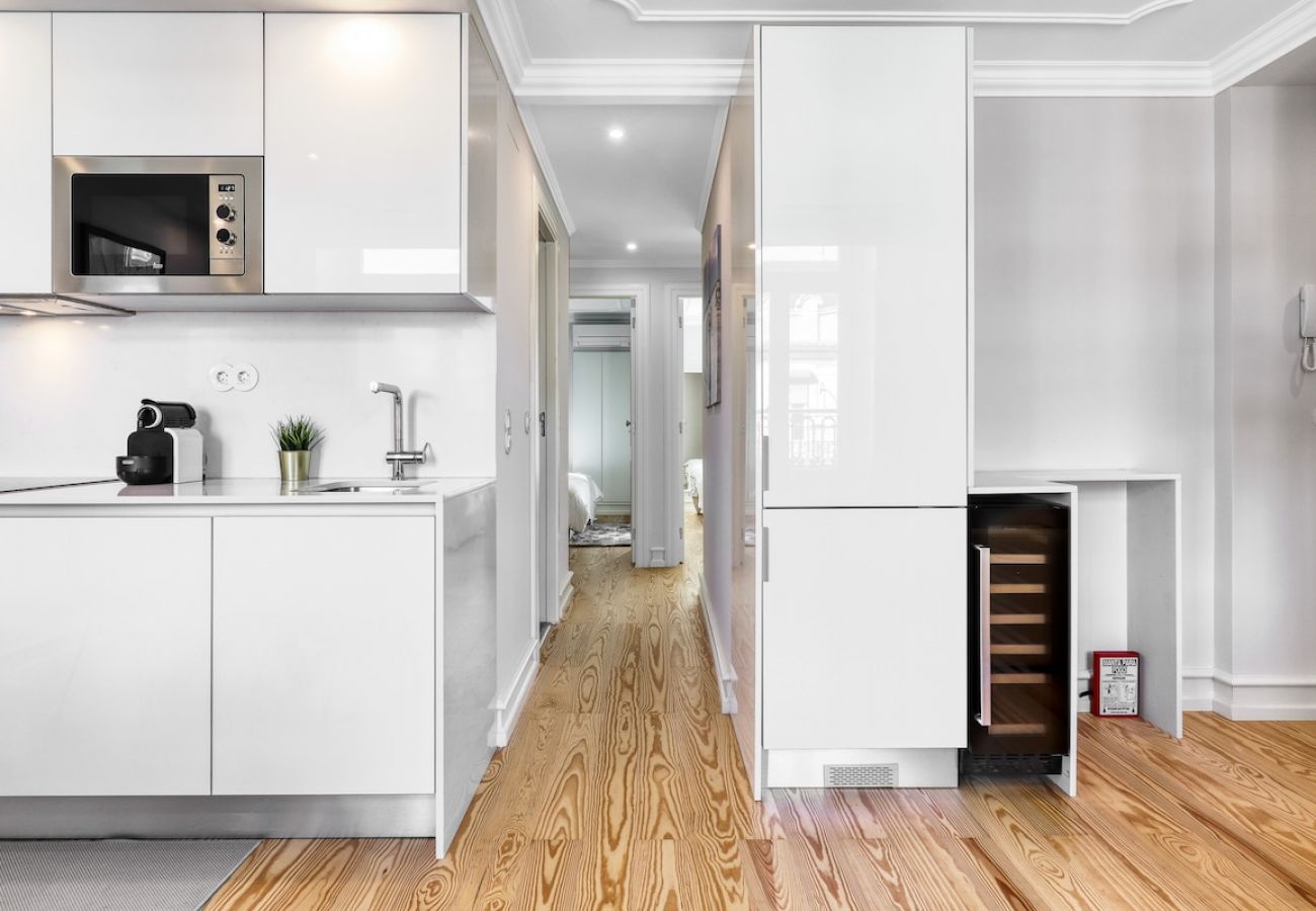 Apartamento em Lisboa - Lisboa, lindo apartamento de 2 quartos com boas vistas na Rua Augusta, Lisboa