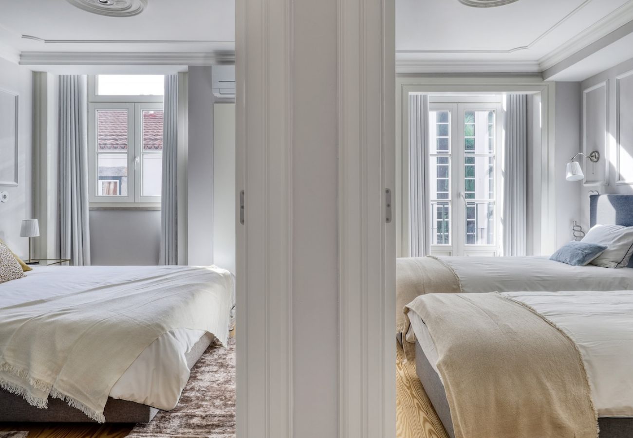 Apartamento em Lisboa - Lisboa, lindo apartamento de 2 quartos com boas vistas na Rua Augusta, Lisboa