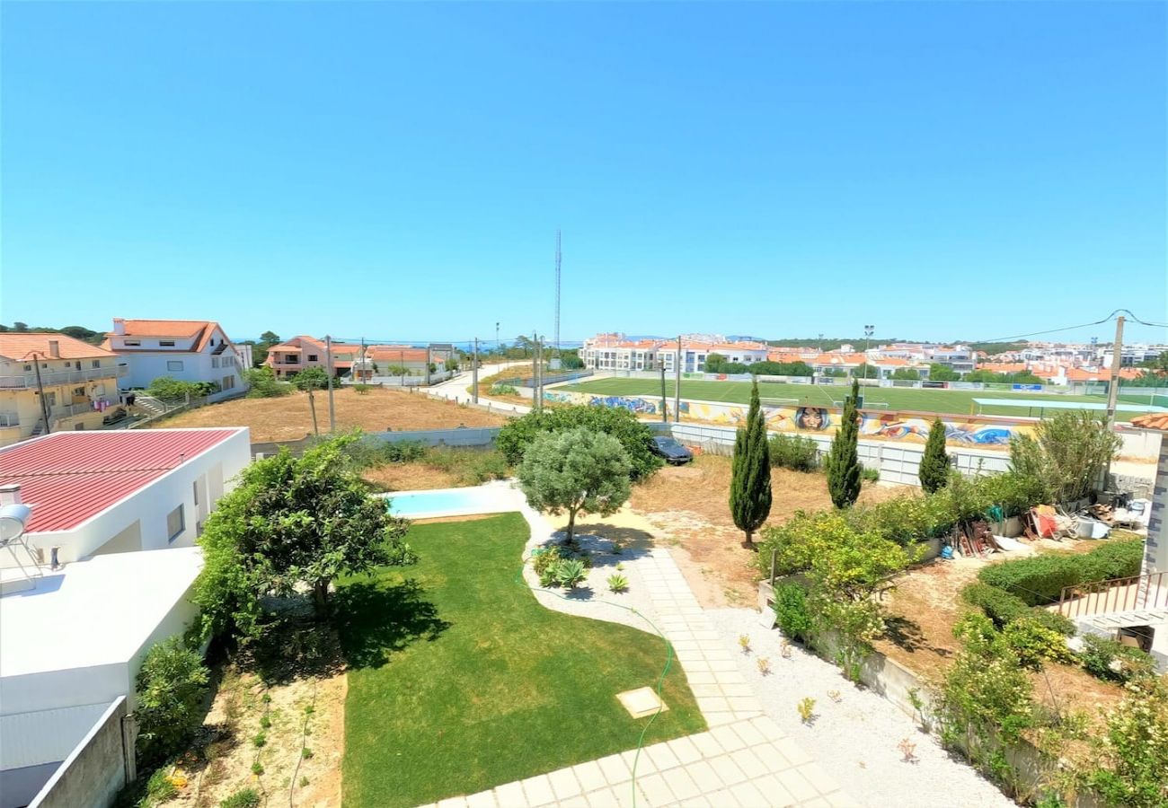 Apartamento em Charneca de Caparica - Caparica, apartamento T4 duplex c/ piscina, Charneca de Caparica, Lisboa