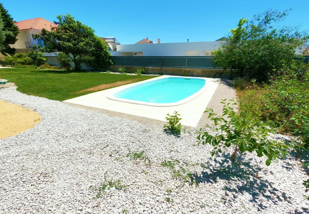 Apartamento em Charneca de Caparica - Caparica, apartamento T4 duplex c/ piscina, Charneca de Caparica, Lisboa