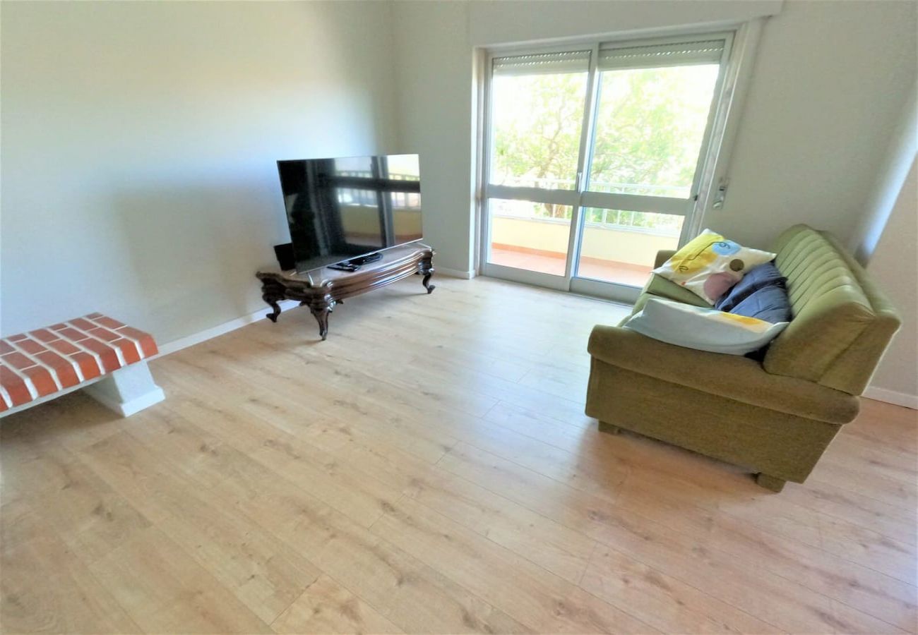 Apartamento em Charneca de Caparica - Caparica, apartamento T4 duplex c/ piscina, Charneca de Caparica, Lisboa