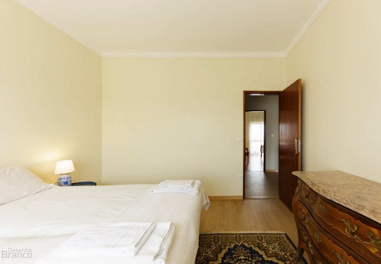 Apartamento em Charneca de Caparica - Caparica, apartamento T4 duplex c/ piscina, Charneca de Caparica, Lisboa