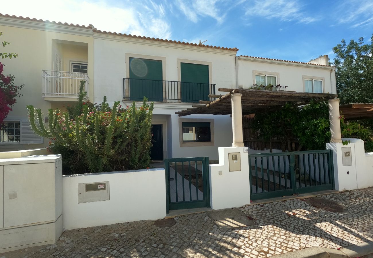 Casa em Pêra - Algarve, Moradia Indenpedente, 4 quartos, Pêra