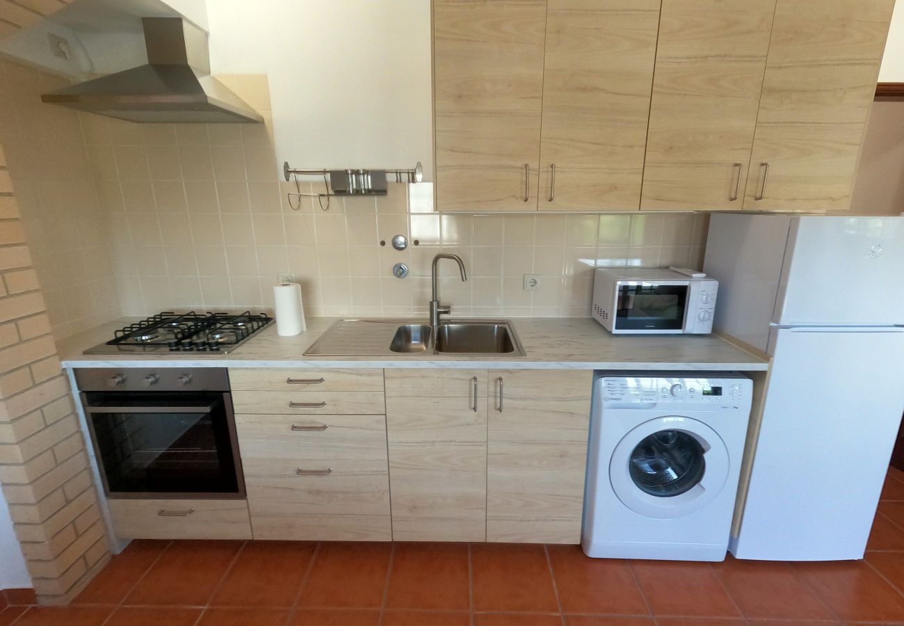 Apartamento em São Brás de Alportel - Algarve, apartamento T1 renovado c/ varanda, S. Brás de Alportel