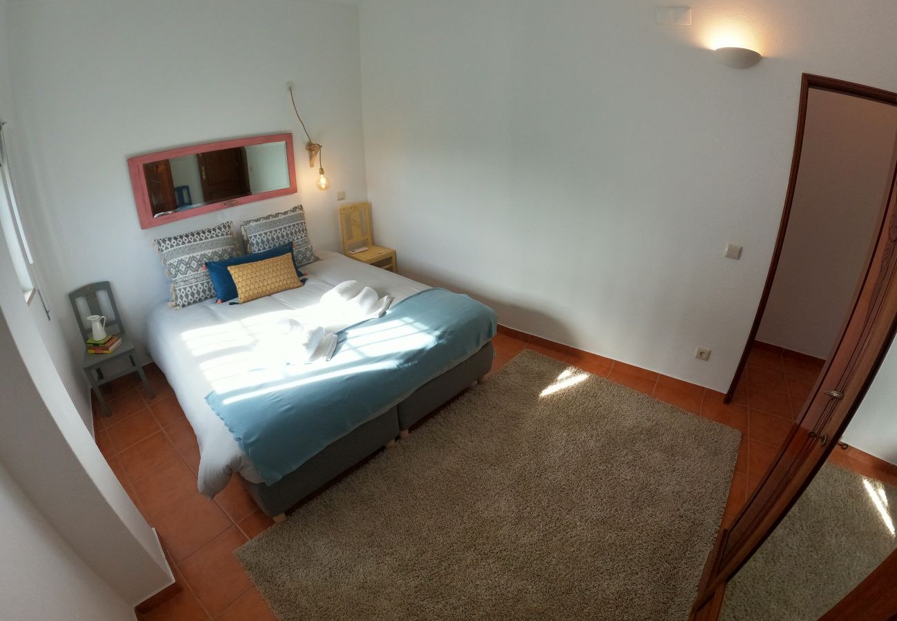 Apartamento em São Brás de Alportel - Algarve, apartamento T1 renovado c/ varanda, S. Brás de Alportel