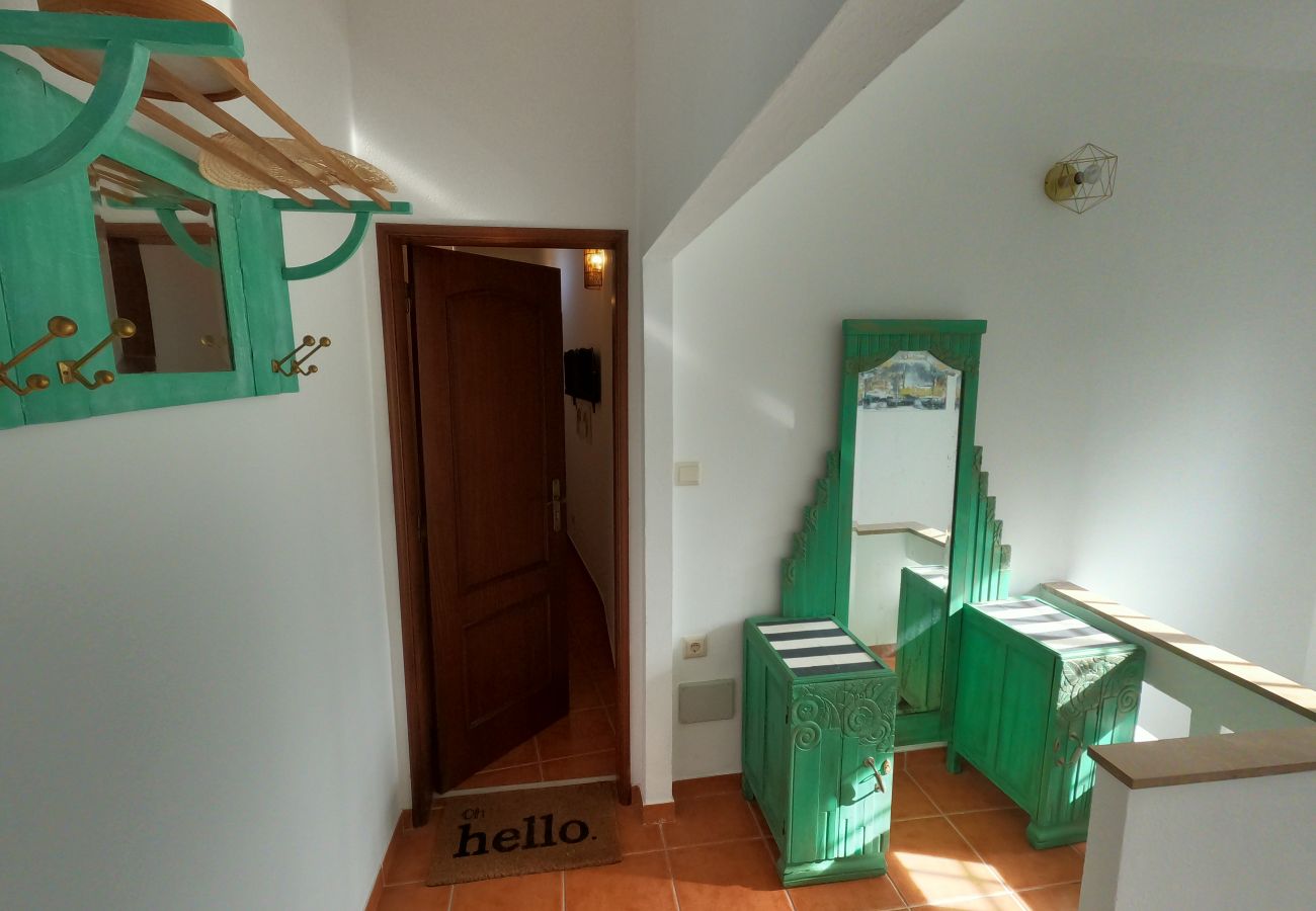 Apartamento em São Brás de Alportel - Algarve, apartamento T1 renovado c/ varanda, S. Brás de Alportel
