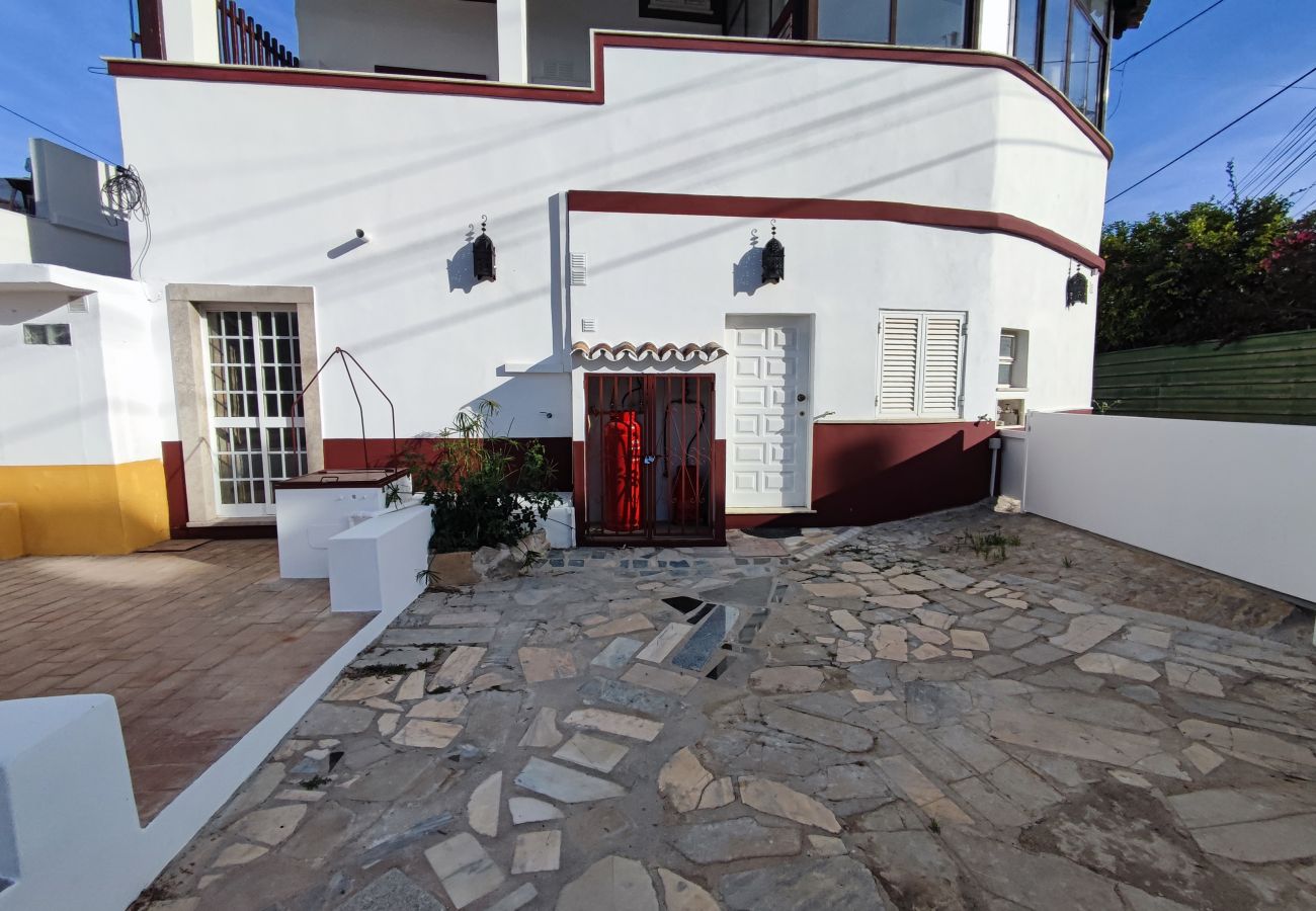 Apartamento em São Brás de Alportel - Algarve, apartamento T1 renovado c/ varanda, S. Brás de Alportel