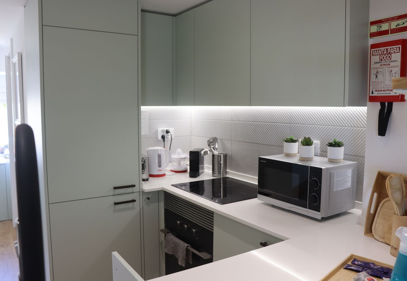Apartamento em Lisboa - Lisboa, T2 duplex renovado com vista rio, Beato, Lisboa