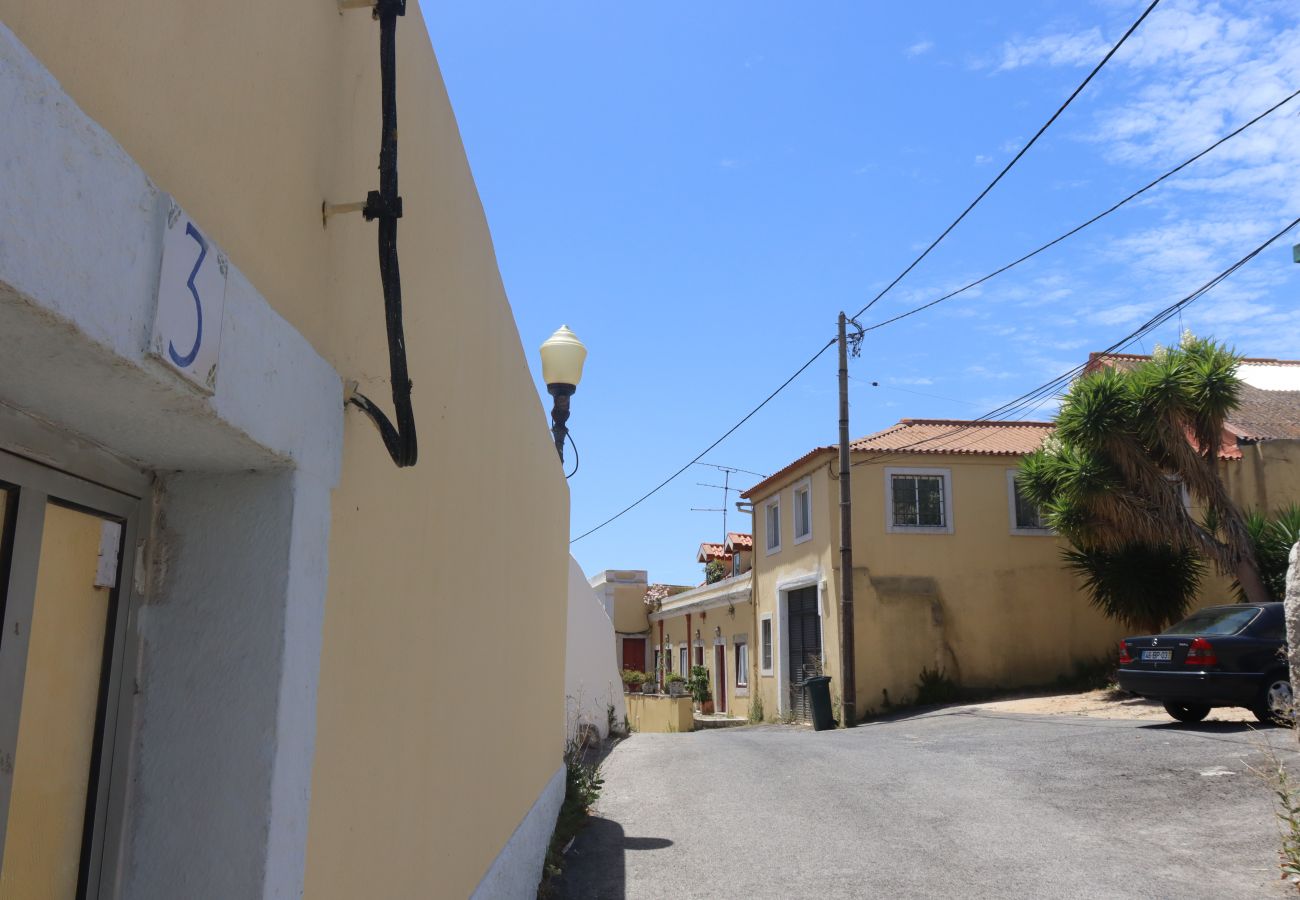 Apartamento em Lisboa - Lisboa, T2 duplex renovado com vista rio, Beato, Lisboa