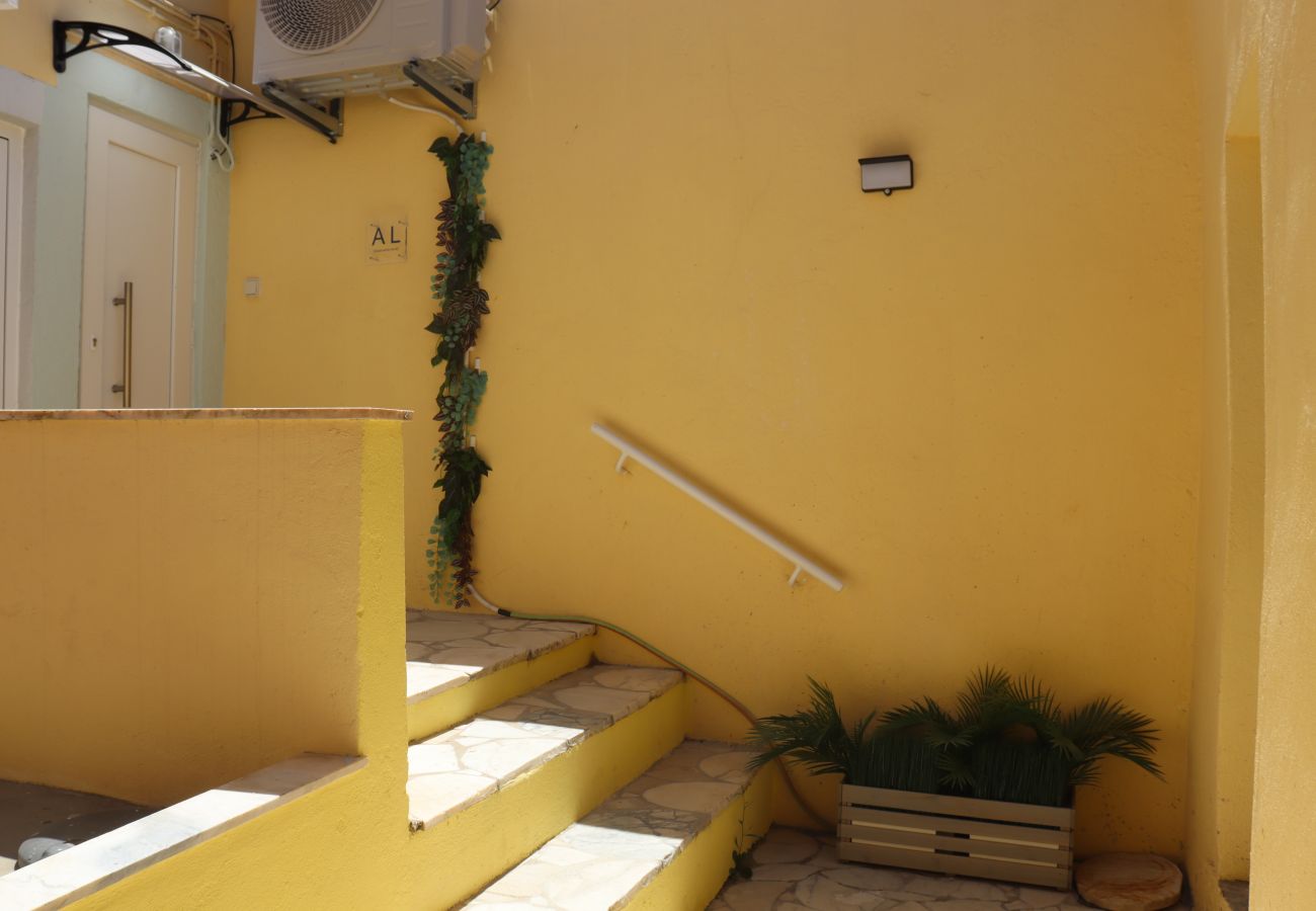 Apartamento em Lisboa - Lisboa, T2 duplex renovado com vista rio, Beato, Lisboa