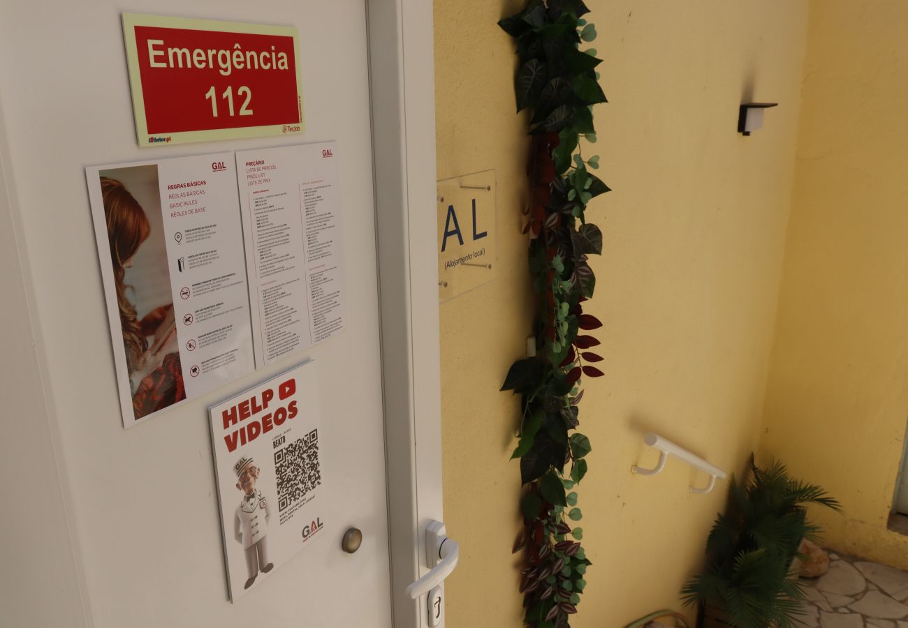 Apartamento em Lisboa - Lisboa, T2 duplex renovado com vista rio, Beato, Lisboa