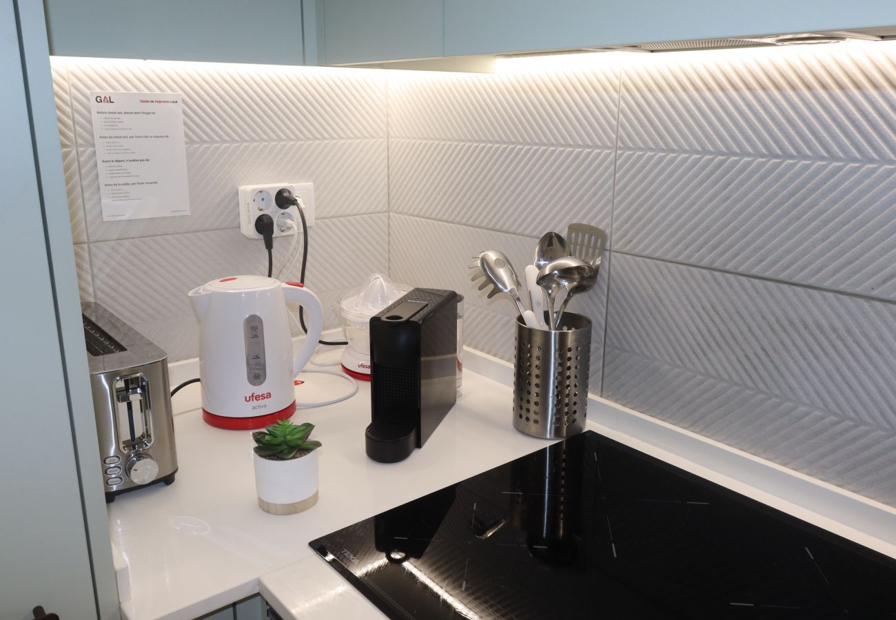 Apartamento em Lisboa - Lisboa, T2 duplex renovado com vista rio, Beato, Lisboa