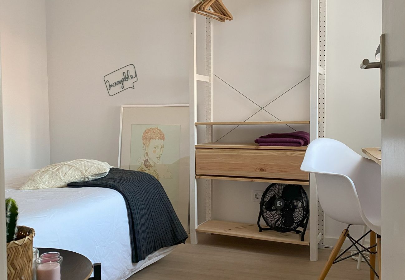 Apartamento em Amadora -  Lisboa, renovado apartamento T2 junto às Portas de Benfica