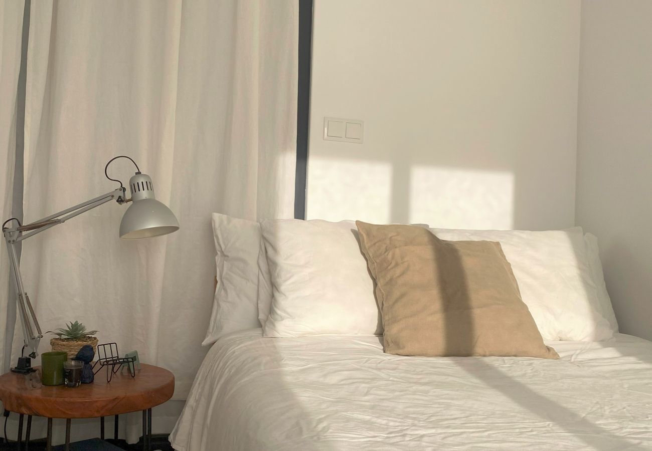 Apartamento em Amadora -  Lisboa, renovado apartamento T2 junto às Portas de Benfica