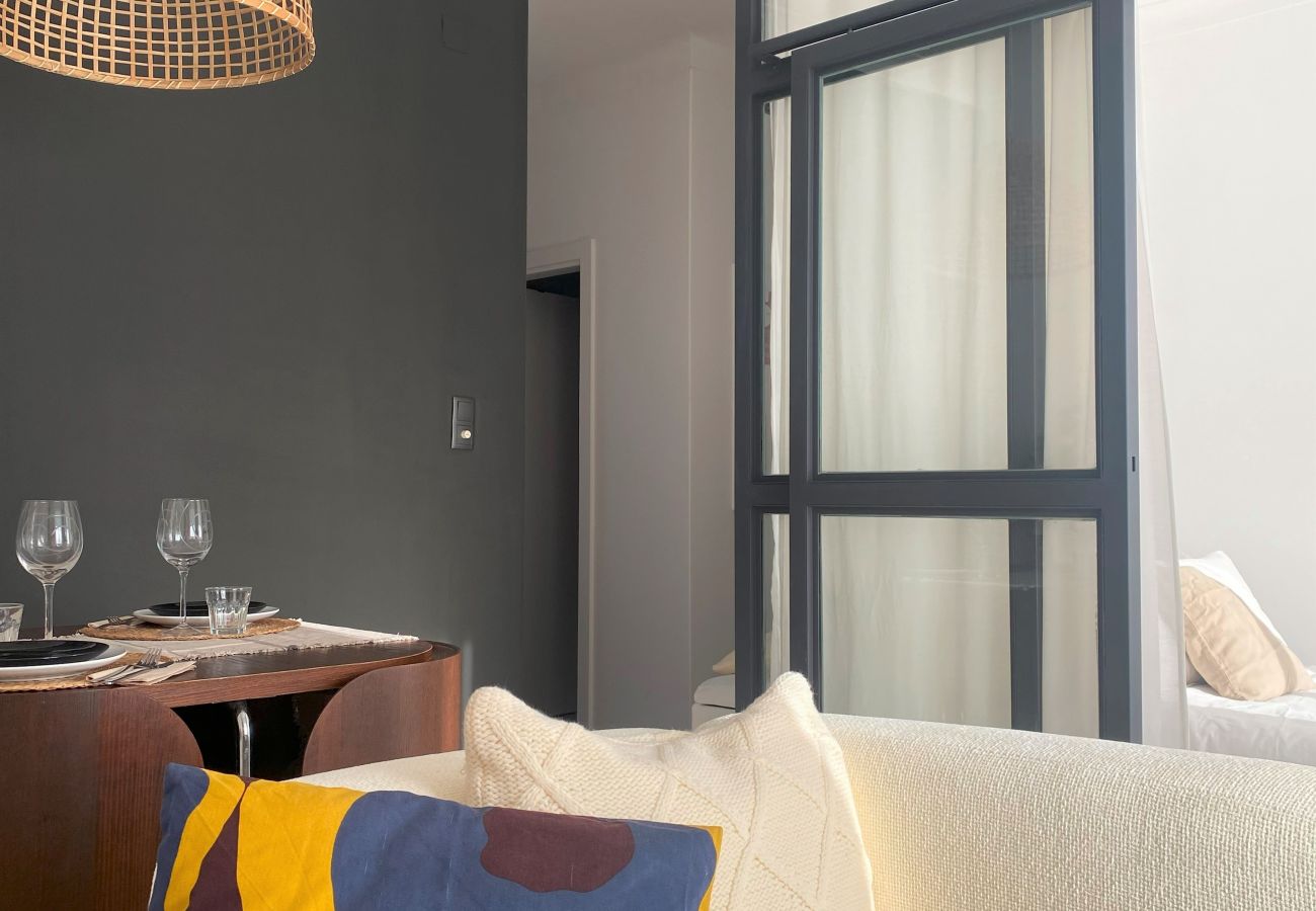 Apartamento em Amadora -  Lisboa, renovado apartamento T2 junto às Portas de Benfica