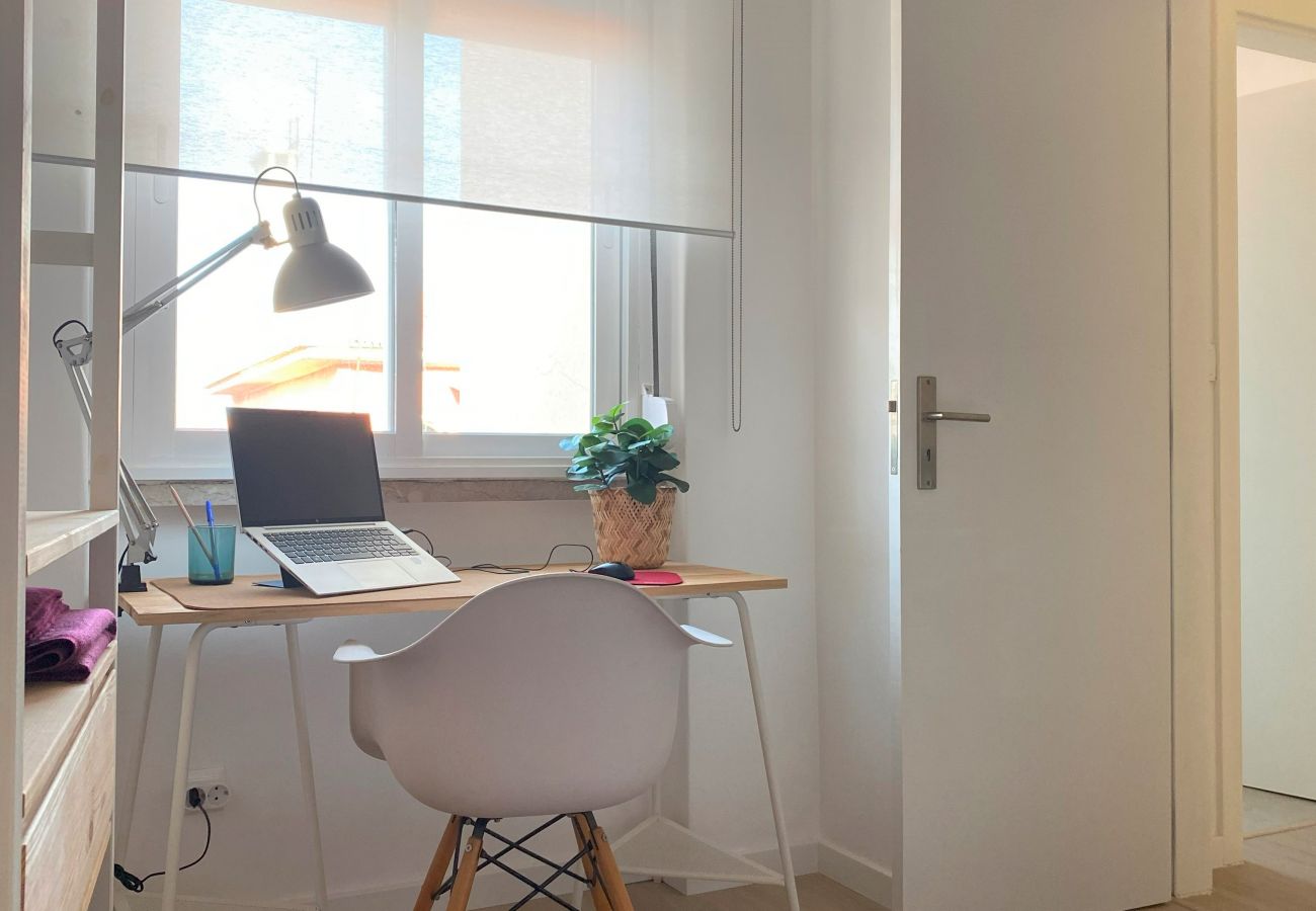 Apartamento em Amadora -  Lisboa, renovado apartamento T2 junto às Portas de Benfica